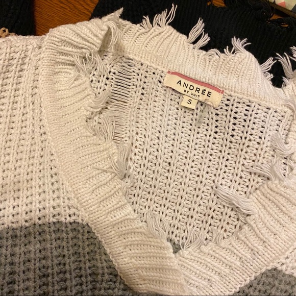 Andree by Unit ColorBlock Neutral Distress Sweater - Picture 9 of 16